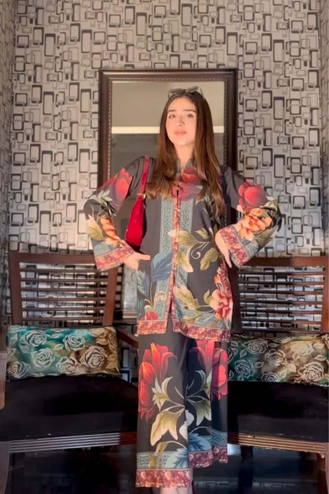 Majestic Rose Black Digital 2 - Piece